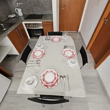 Elegance Benidorm Apartamento *